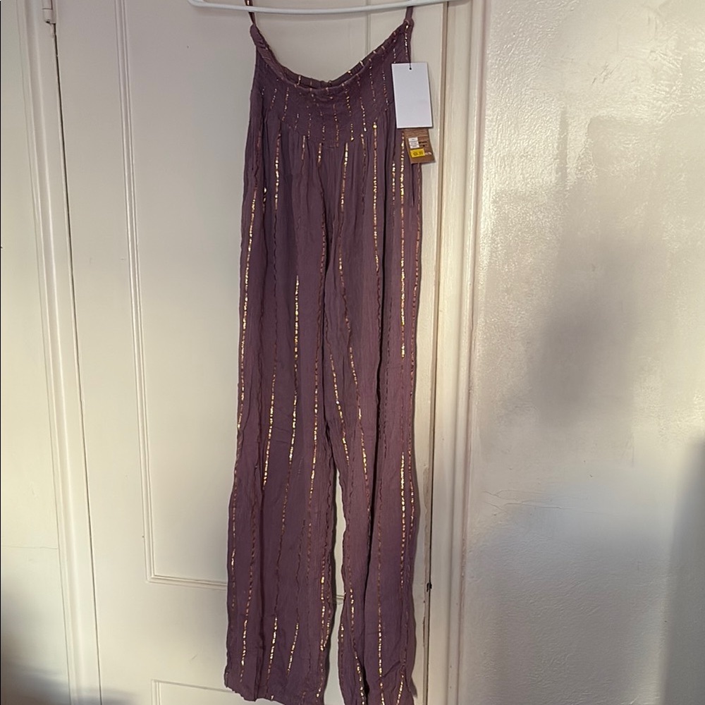 Purple and Gold stunning. Wide leg pants